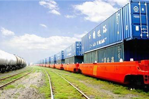 Speed up the construction of modern logistics system railway quality and cost reduction two-wheel drive